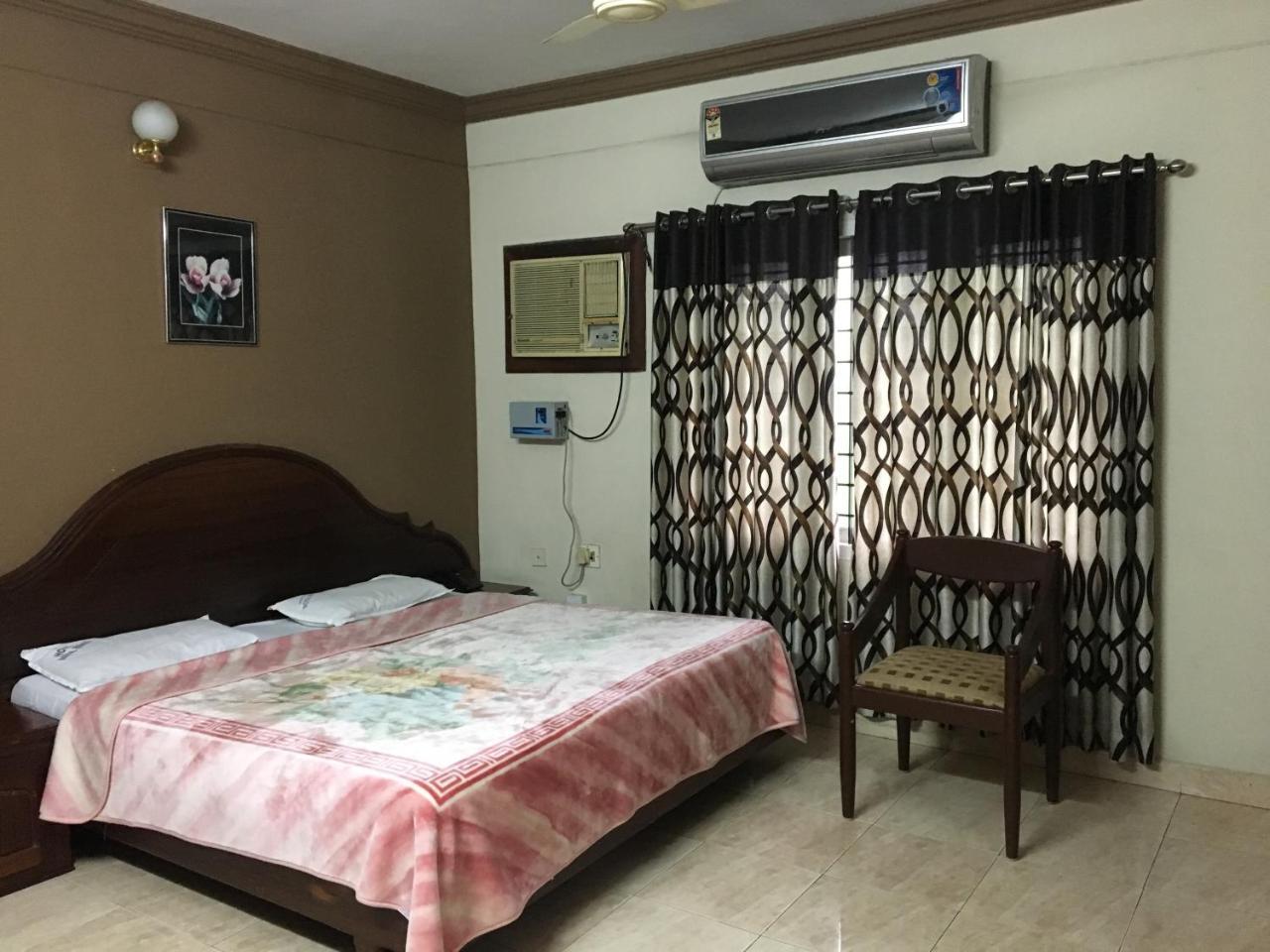 Hotel Royal Wings Nedumbassery Zewnętrze zdjęcie
